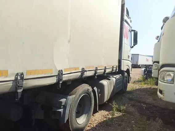 Седельный тягач Mercedes-Benz Actros 2023 года б/у фото 5