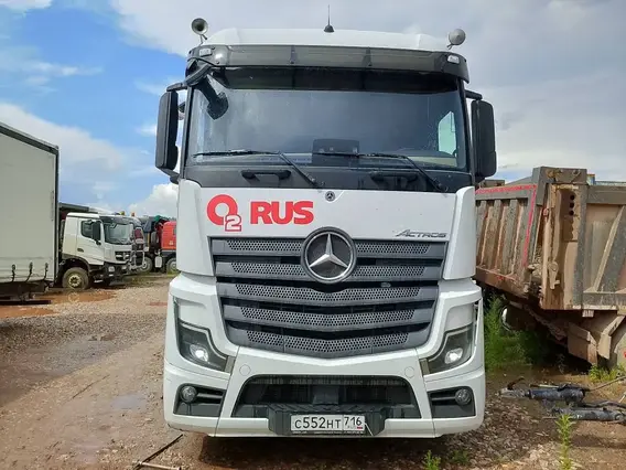Седельный тягач Mercedes-Benz Actros 2023 года б/у