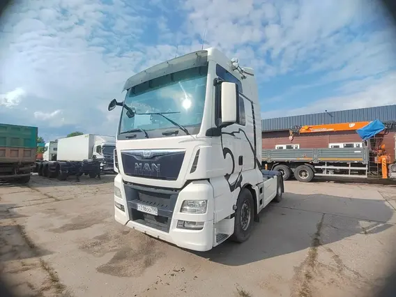Седельный тягач MAN TGX 2016 года б/у фото 3
