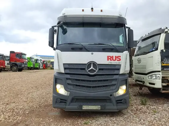 Седельный тягач Mercedes-Benz Actros 2021 года б/у