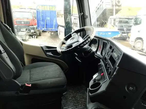 Седельный тягач Mercedes-Benz Actros 2021 года б/у фото 6