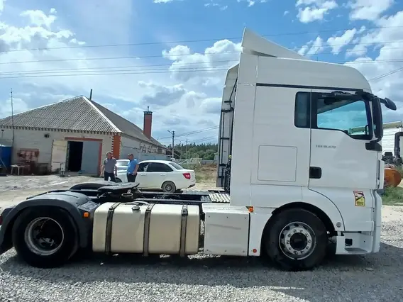 Седельный тягач MAN TGX 2020 года б/у фото 4