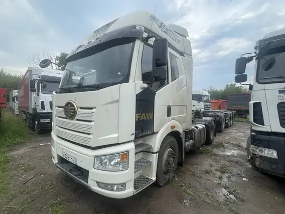 Седельный тягач FAW J7 2023 года б/у фото 3