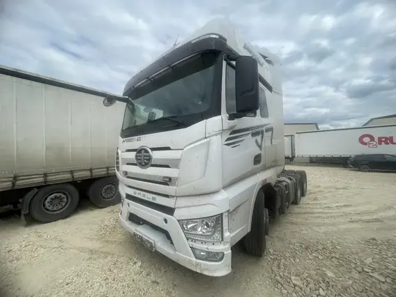 Седельный тягач FAW J7 2023 года б/у фото 2
