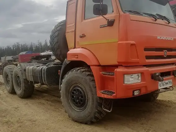 Седельный тягач Камаз 43118 2022 года б/у