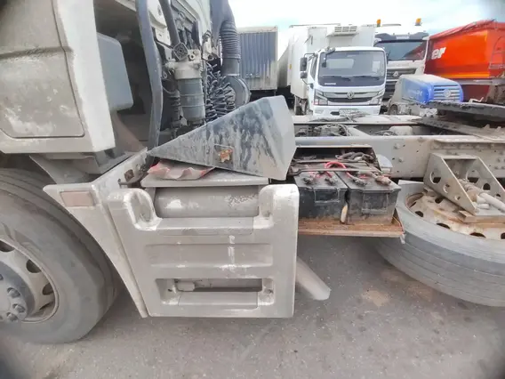 Седельный тягач Камаз 65802 2019 года б/у фото 11