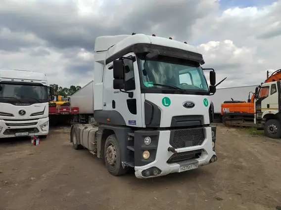 Седельный тягач Ford Cargo 2019 года б/у