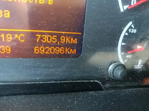 Седельный тягач Камаз 65802 2020 года б/у фото 11