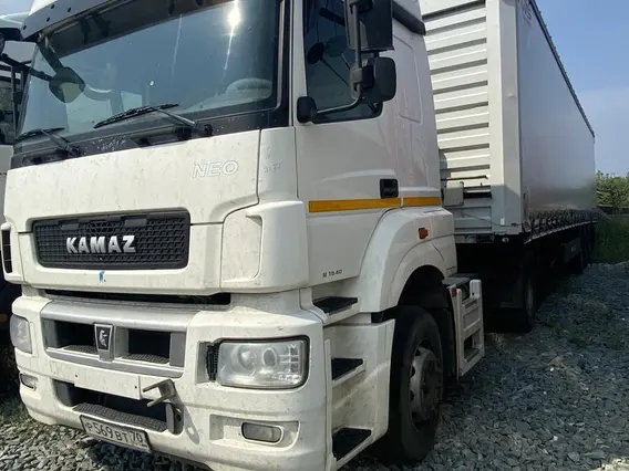 Седельный тягач Камаз 65802 2020 года б/у фото 2
