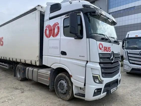Седельный тягач Mercedes-Benz Actros 2023 года б/у