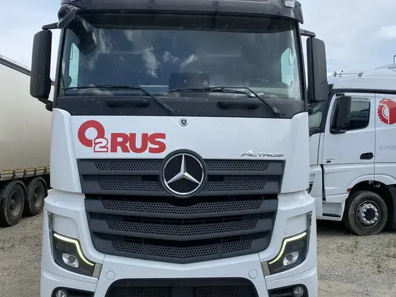 Седельный тягач Mercedes-Benz Actros 2023 года б/у фото 2