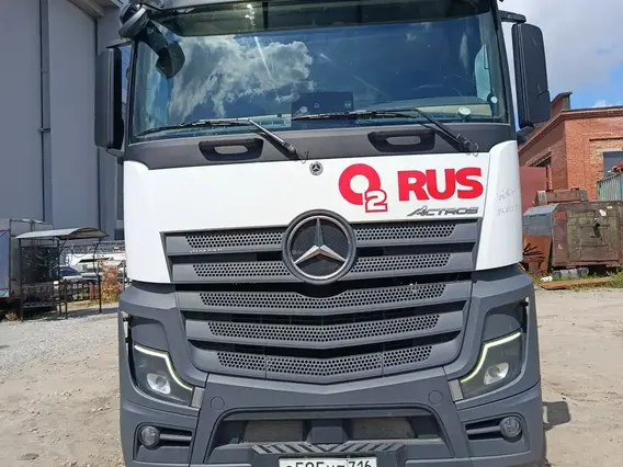 Седельный тягач Mercedes-Benz Actros 2024 года б/у фото 3
