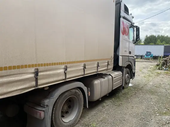 Седельный тягач Mercedes-Benz Actros 2024 года б/у фото 6