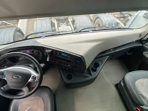 Седельный тягач Ford F-Max 2023 года б/у фото 12