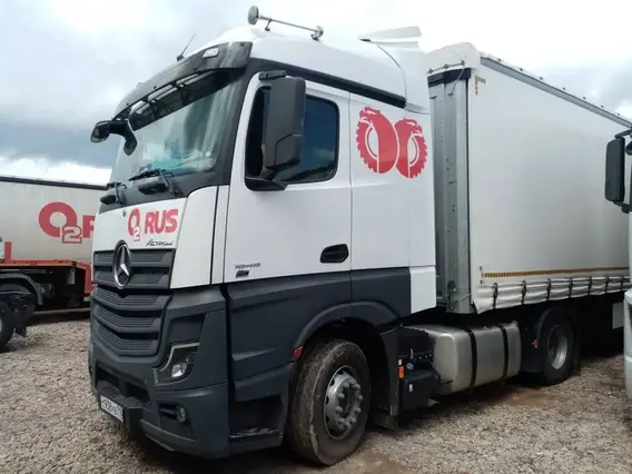 Седельный тягач Mercedes-Benz Actros 2024 года б/у фото 3