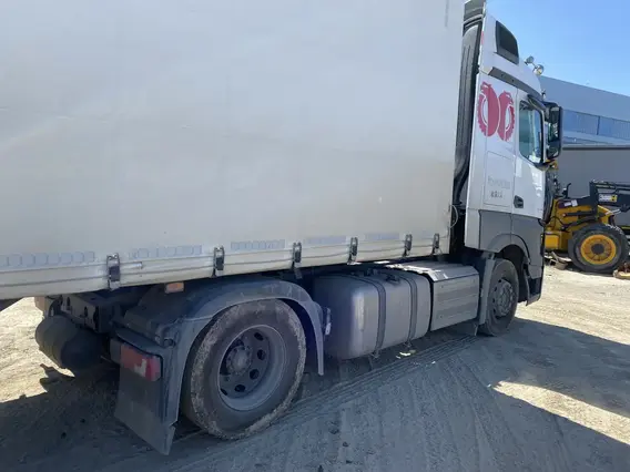 Седельный тягач Mercedes-Benz Actros 2024 года б/у фото 6