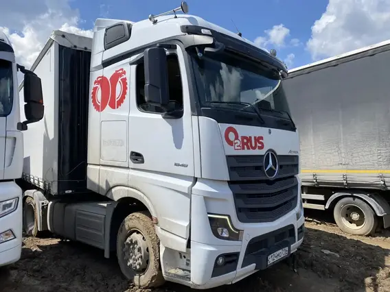 Седельный тягач Mercedes-Benz Actros 2023 года б/у