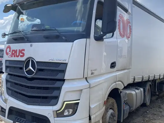 Седельный тягач Mercedes-Benz Actros 2023 года б/у фото 3