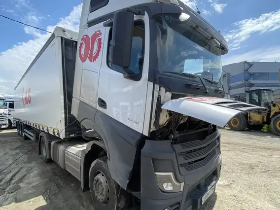 Седельный тягач Mercedes-Benz Actros 2023 года б/у