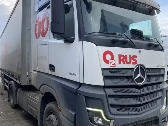 Седельный тягач Mercedes-Benz Actros 2023 года б/у