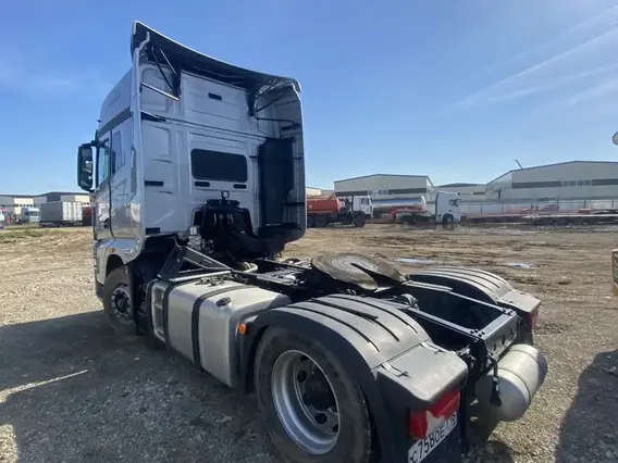 Седельный тягач FAW J7 2023 года б/у фото 7