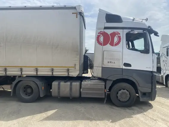 Седельный тягач Mercedes-Benz Actros 2024 года б/у фото 4