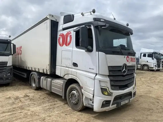 Седельный тягач Mercedes-Benz Actros 2023 года б/у
