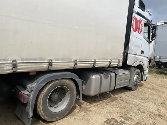 Седельный тягач Mercedes-Benz Actros 2023 года б/у фото 5