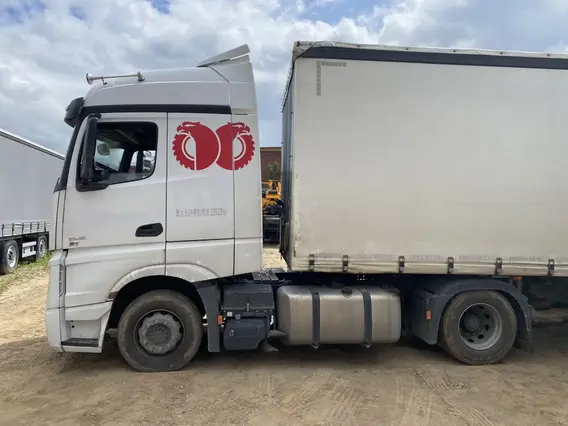 Седельный тягач Mercedes-Benz Actros 2023 года б/у фото 7