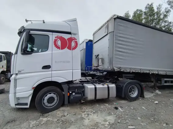 Седельный тягач Mercedes-Benz Actros 2023 года б/у фото 4