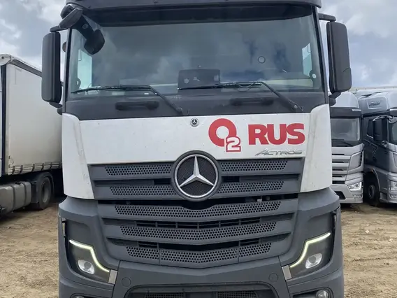 Седельный тягач Mercedes-Benz Actros 2024 года б/у фото 3