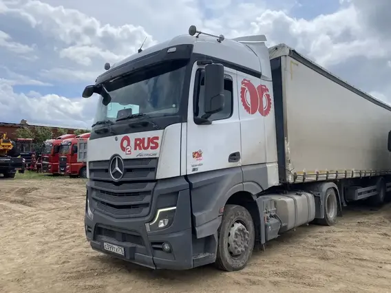 Седельный тягач Mercedes-Benz Actros 2024 года б/у фото 6