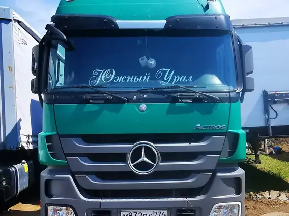 Седельный тягач Mercedes-Benz Actros 2019 года б/у фото 2