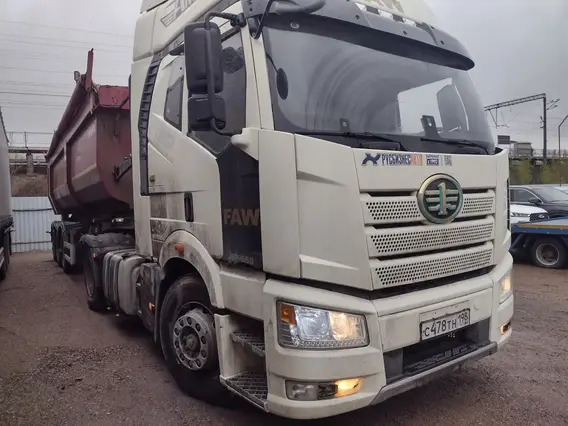 Седельный тягач FAW JH6 2023 года б/у