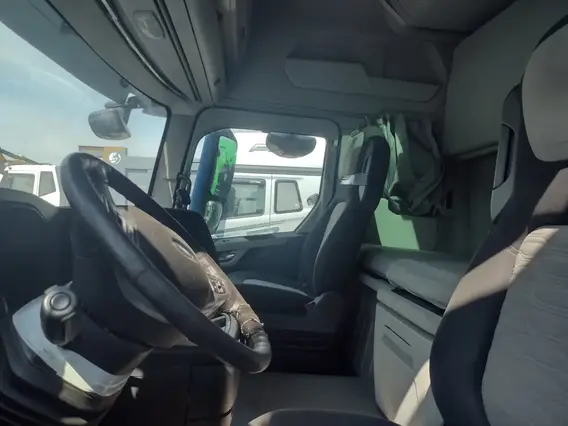 Седельный тягач Ford F-Max 2019 года б/у фото 5