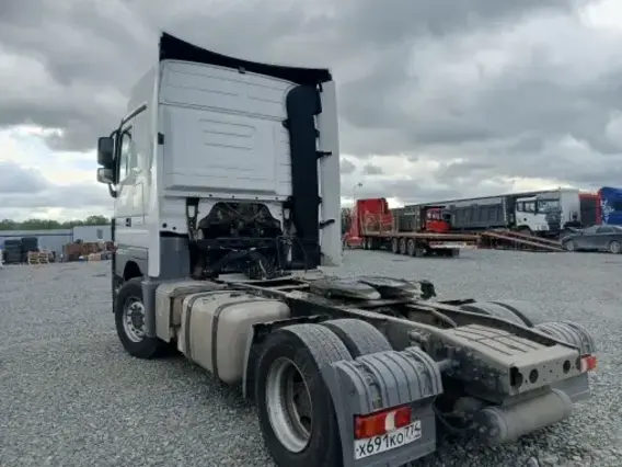 Седельный тягач Mercedes-Benz Actros 2017 года б/у фото 5