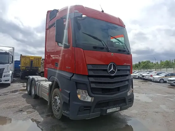Седельный тягач Mercedes-Benz Actros 2023 года б/у