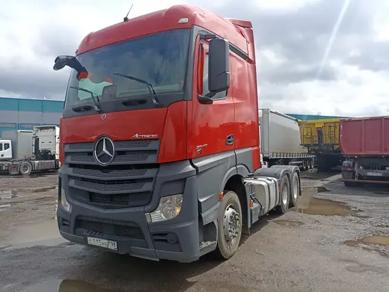 Седельный тягач Mercedes-Benz Actros 2023 года б/у фото 3