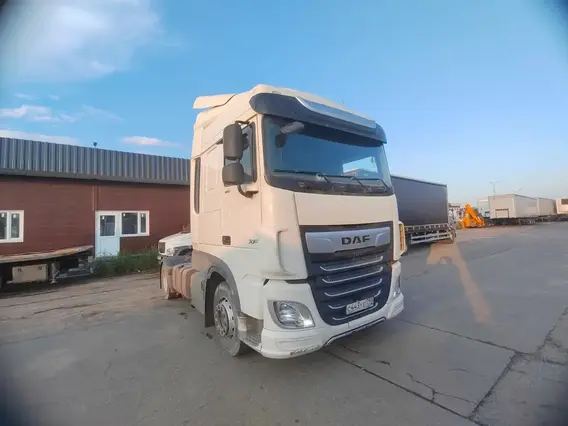 Седельный тягач DAF XF 2021 года б/у