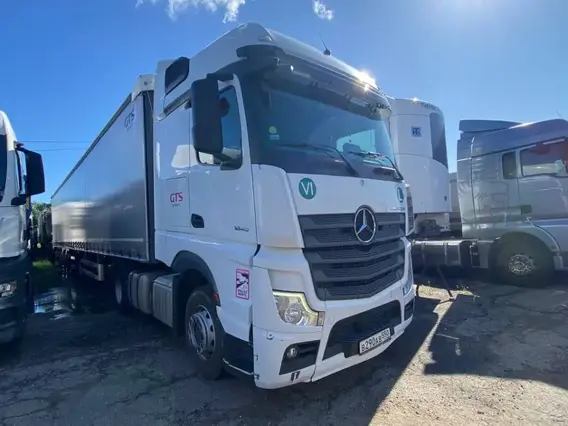 Седельный тягач Mercedes-Benz Actros 2021 года б/у