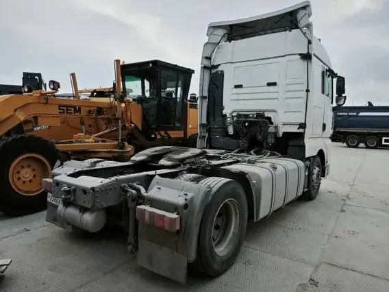 Седельный тягач SITRAK c7h 2023 года б/у фото 4