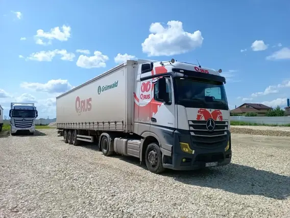 Седельный тягач Mercedes-Benz Actros 2024 года б/у фото 2