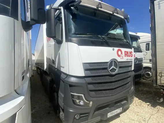 Седельный тягач Mercedes-Benz Actros 2024 года б/у фото 3