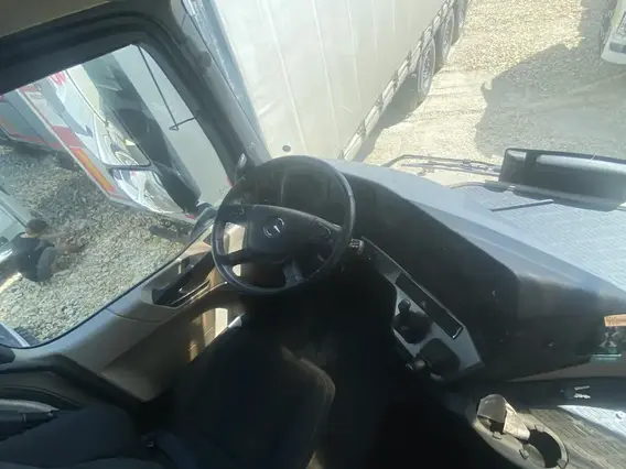 Седельный тягач Mercedes-Benz Actros 2024 года б/у фото 7