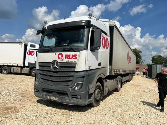 Седельный тягач Mercedes-Benz Actros 2024 года б/у фото 2