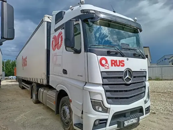 Седельный тягач Mercedes-Benz Actros 2023 года б/у