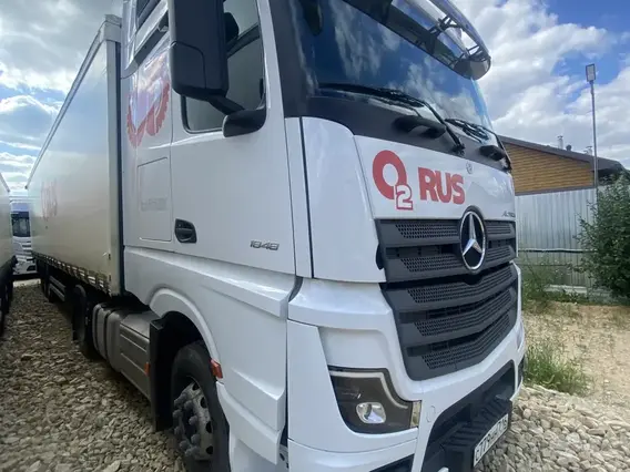 Седельный тягач Mercedes-Benz Actros 2023 года б/у