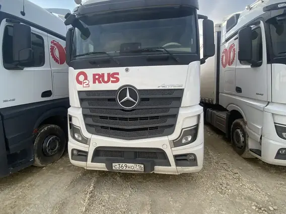 Седельный тягач Mercedes-Benz Actros 2023 года б/у фото 2