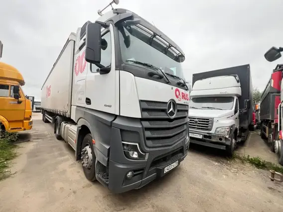 Седельный тягач Mercedes-Benz Actros 2024 года б/у