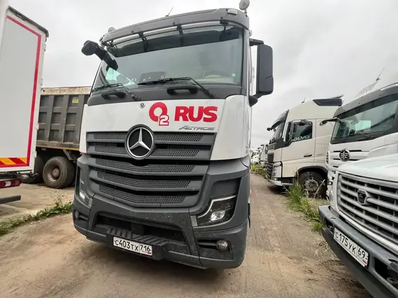Седельный тягач Mercedes-Benz Actros 2024 года б/у фото 3